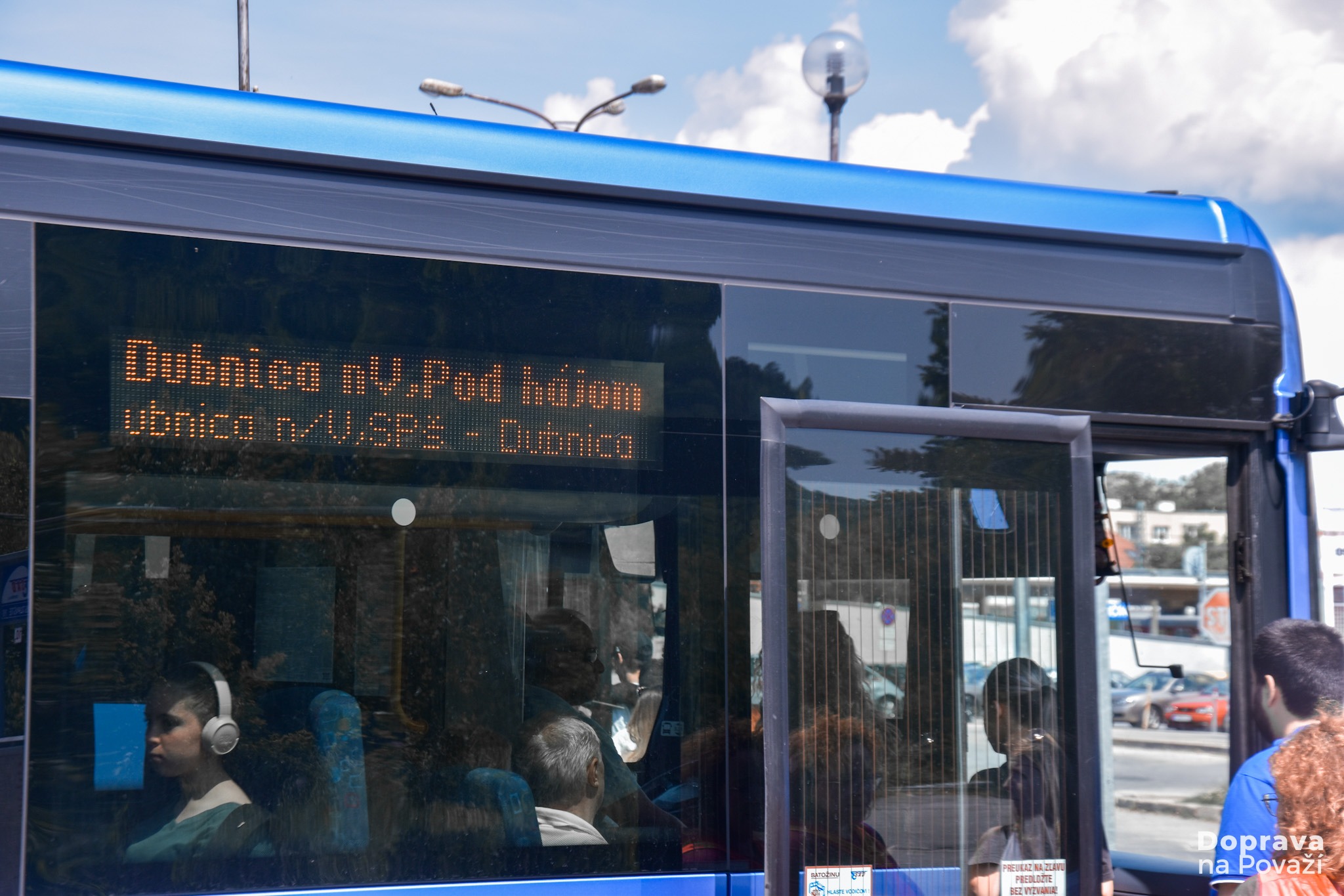 Najväčšie dubnické sídlisko Pod hájom získava priame autobusové spoje do Trenčína. Pozrite si prehľad zmien na Strednom Považí od 1. júna 2023
